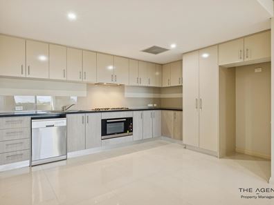 8/17 Stroughton Road, Westminster WA 6061