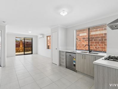 16/1 Balfour Road, Swan View WA 6056