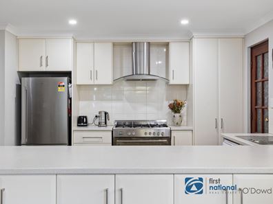 29 EMERALD COURT, Maida Vale WA 6057