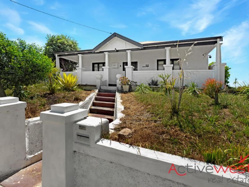 152 Shenton Street, Beachlands WA 6530