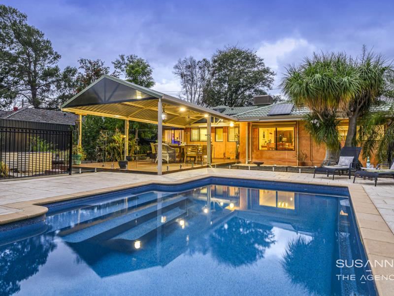 6 Booligal Street, Lesmurdie WA 6076