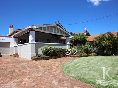 39 Dumbarton Crescent, Menora WA 6050