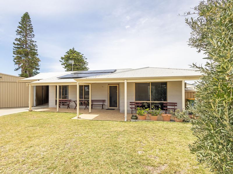 10 Castilla Way, Cervantes WA 6511