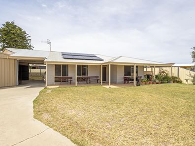 10 Castilla Way, Cervantes WA 6511