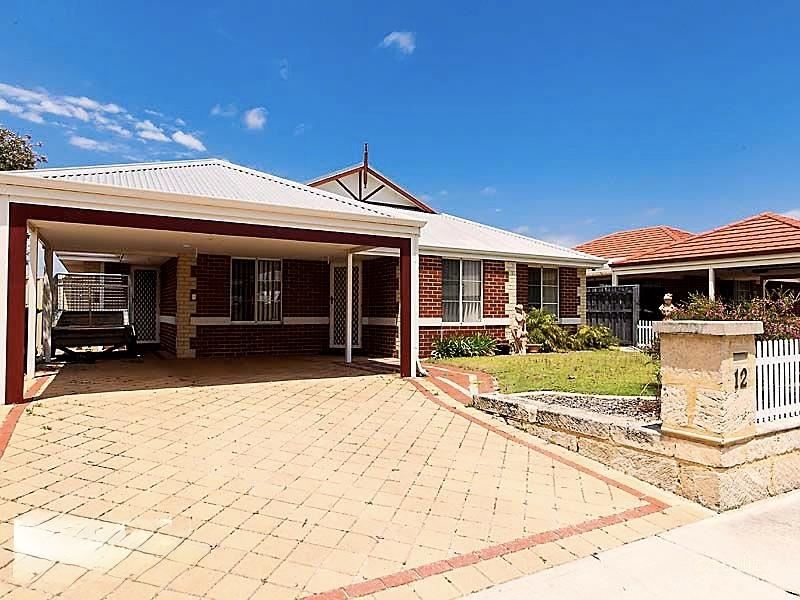 12 Halpin Circle, Ellenbrook WA 6069