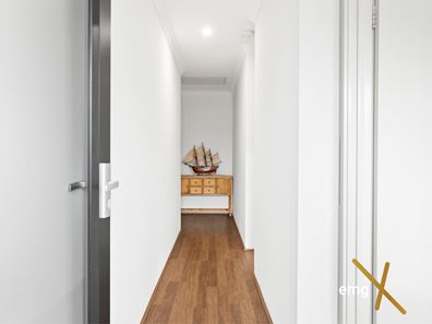 10 HEMLOCK CLOSE,, Kardinya WA 6163