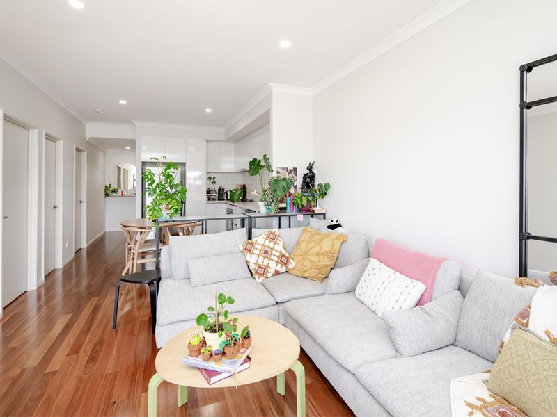 9/25 Dongara Street, Innaloo WA 6018