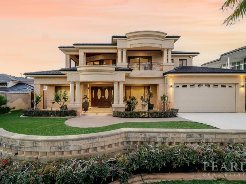 11 Manakoora Rise, Sorrento WA 6020
