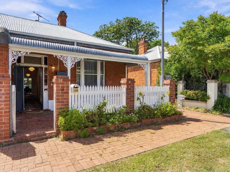 20B Waylen Street, Guildford WA 6055