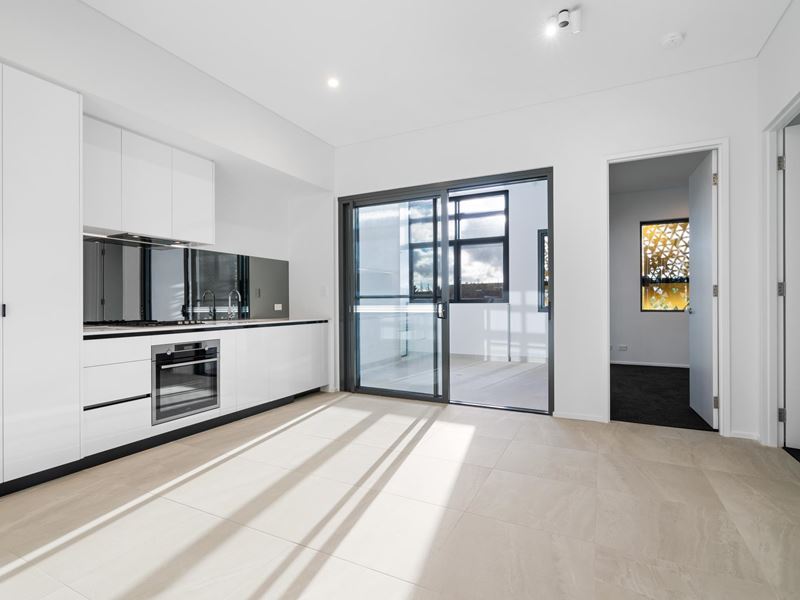 202/150-152 Riseley Street, Booragoon WA 6154