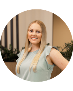 Danica Broun head shot