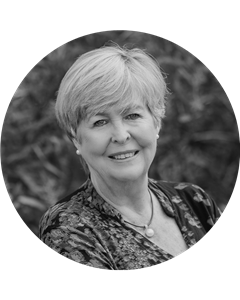 Lynn Kelly head shot