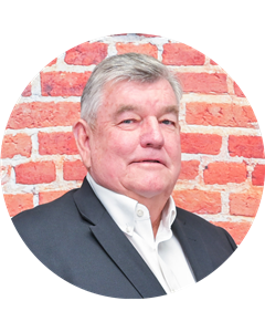 Robert Oliver head shot