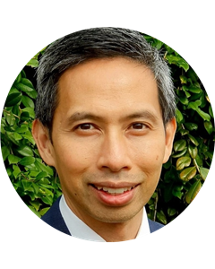 Ray Chua head shot