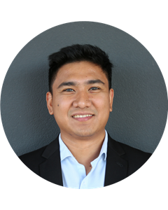 Davidson Villamor head shot