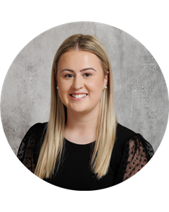 Emily Towler head shot