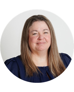 Veronica Hughes head shot