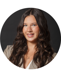 Mikayla Bettencourt head shot