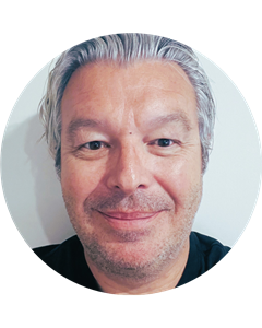 Simon Sywak head shot
