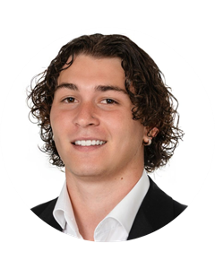 Levi Naumovski head shot